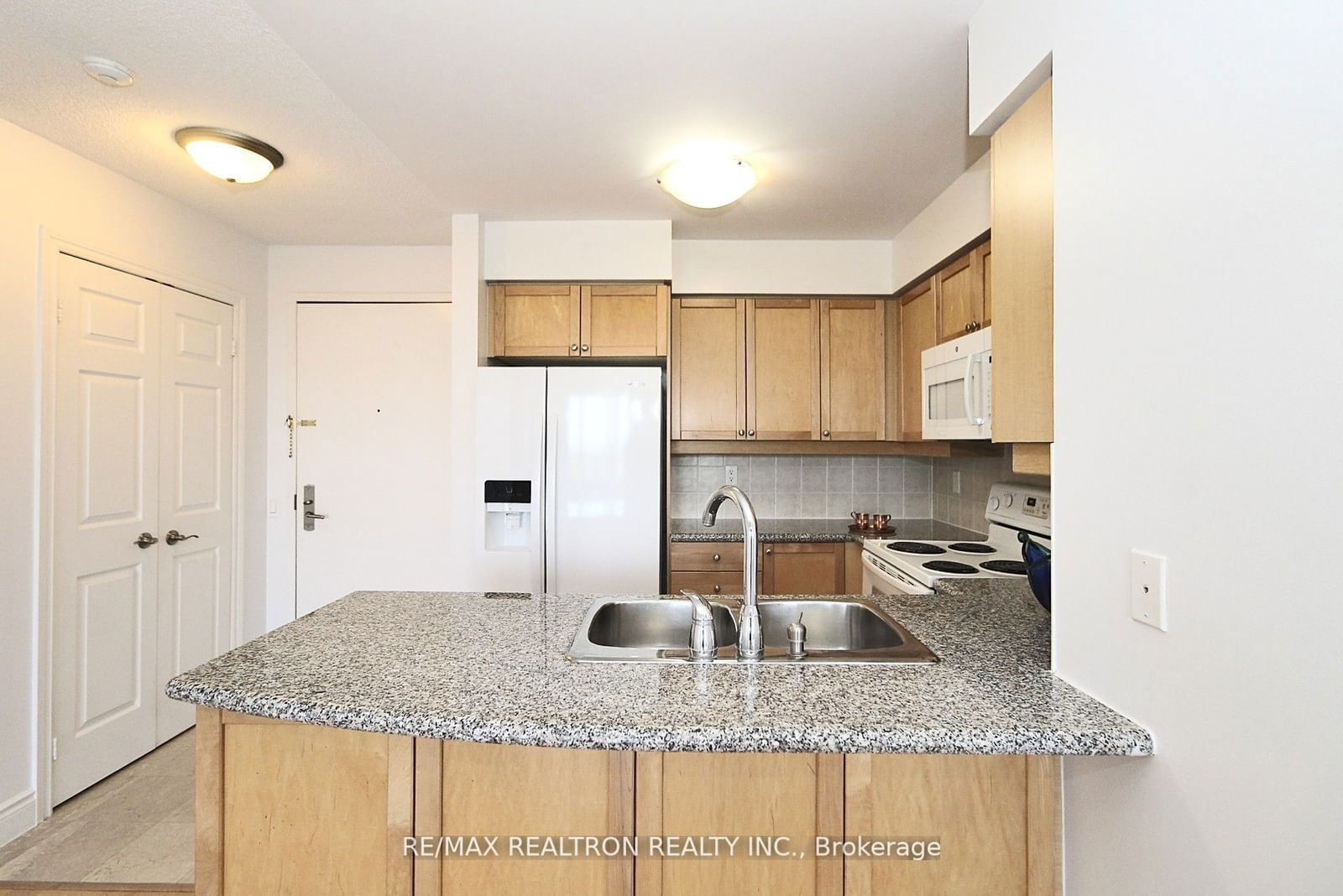 80 Harrison Garden Blvd S, unit 1118 for rent