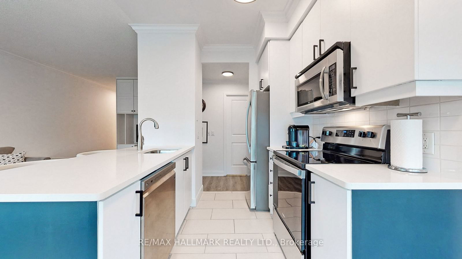 38 The Esplanade, unit 607 for rent