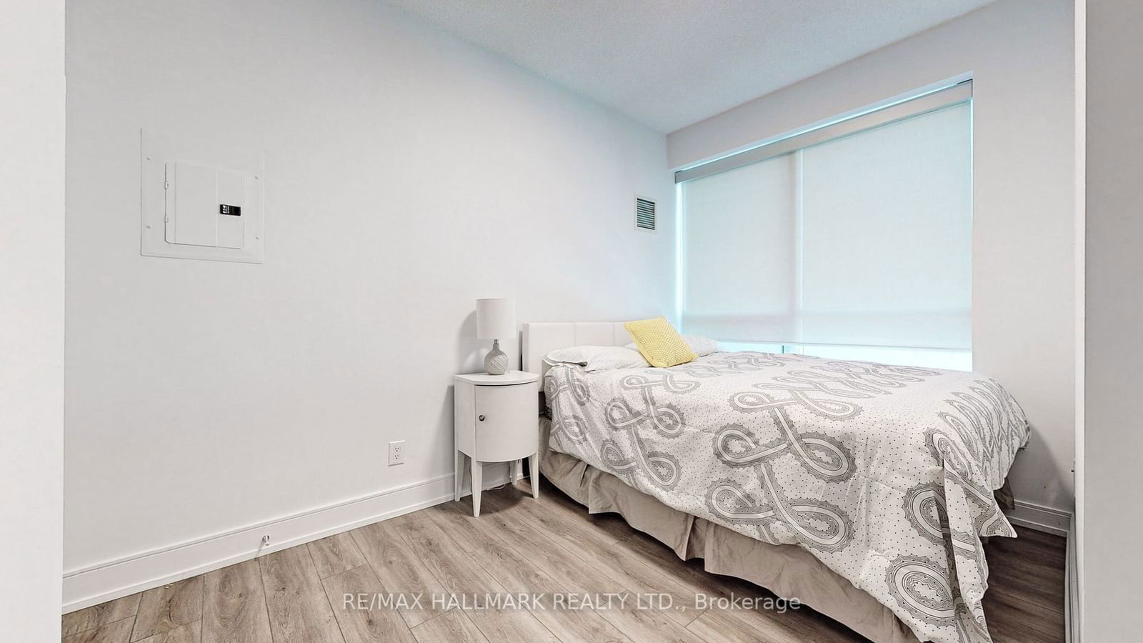 38 The Esplanade, unit 607 for rent