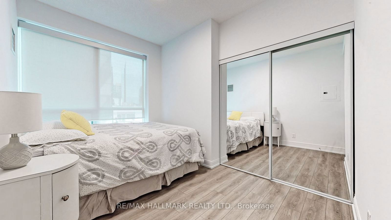 38 The Esplanade, unit 607 for rent