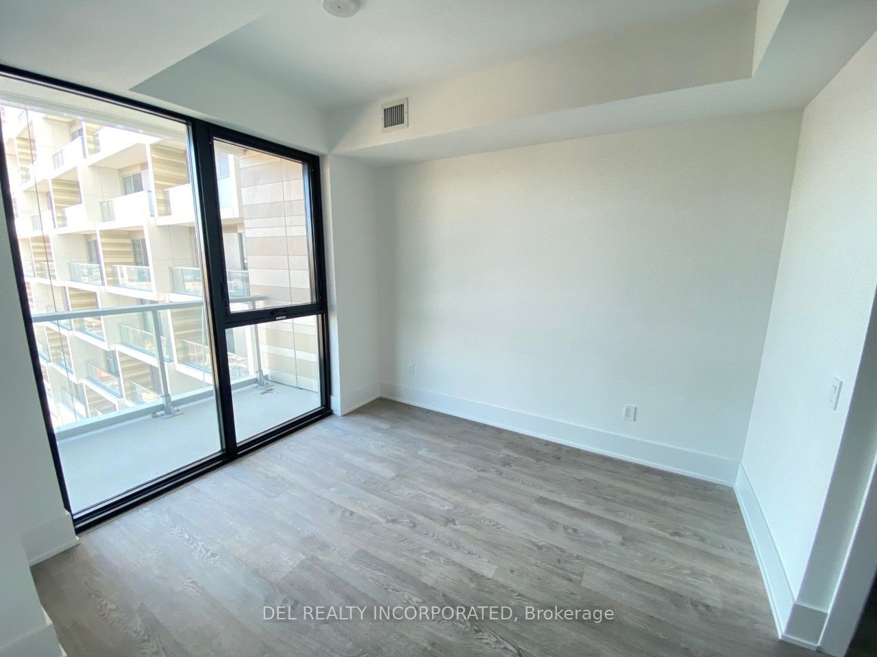 118 Merchants Wharf Ave, unit 518 for rent