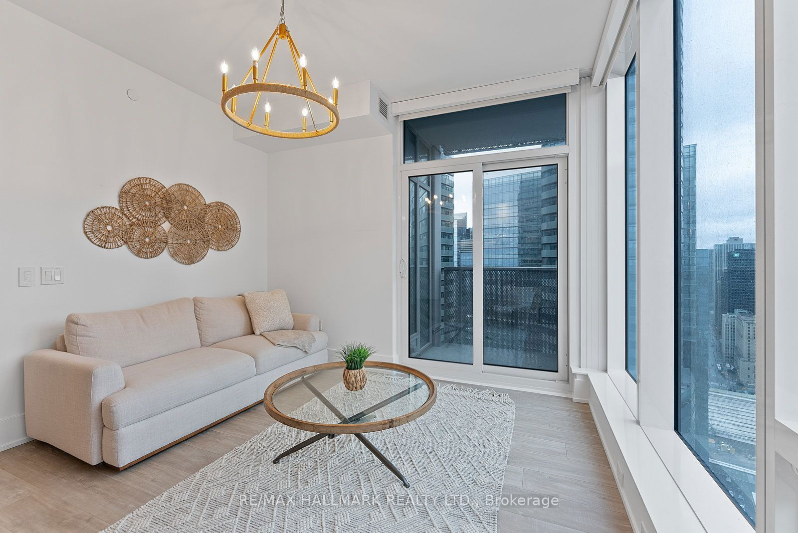 10 York St, unit 4103 for rent