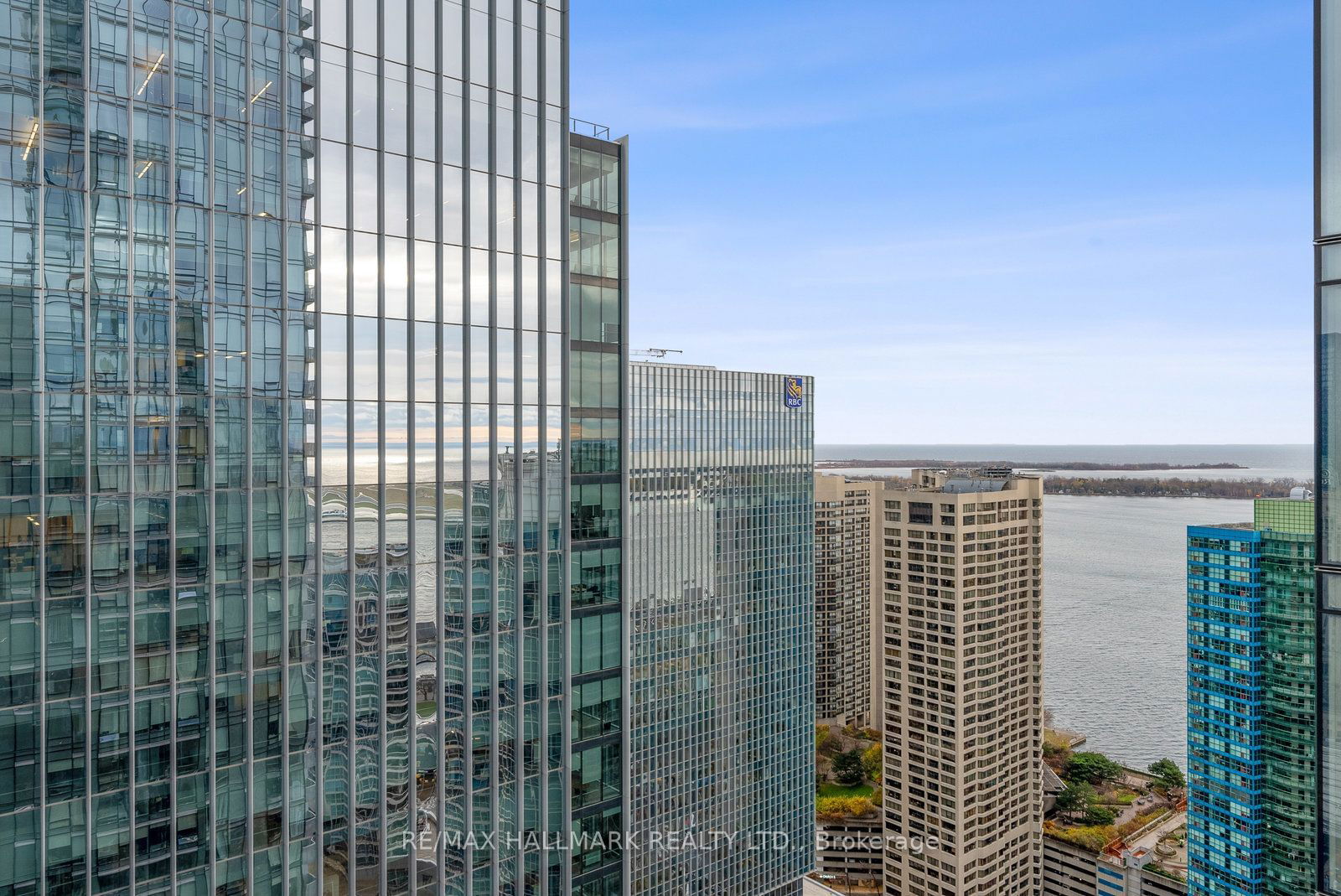 10 York St, unit 4103 for rent