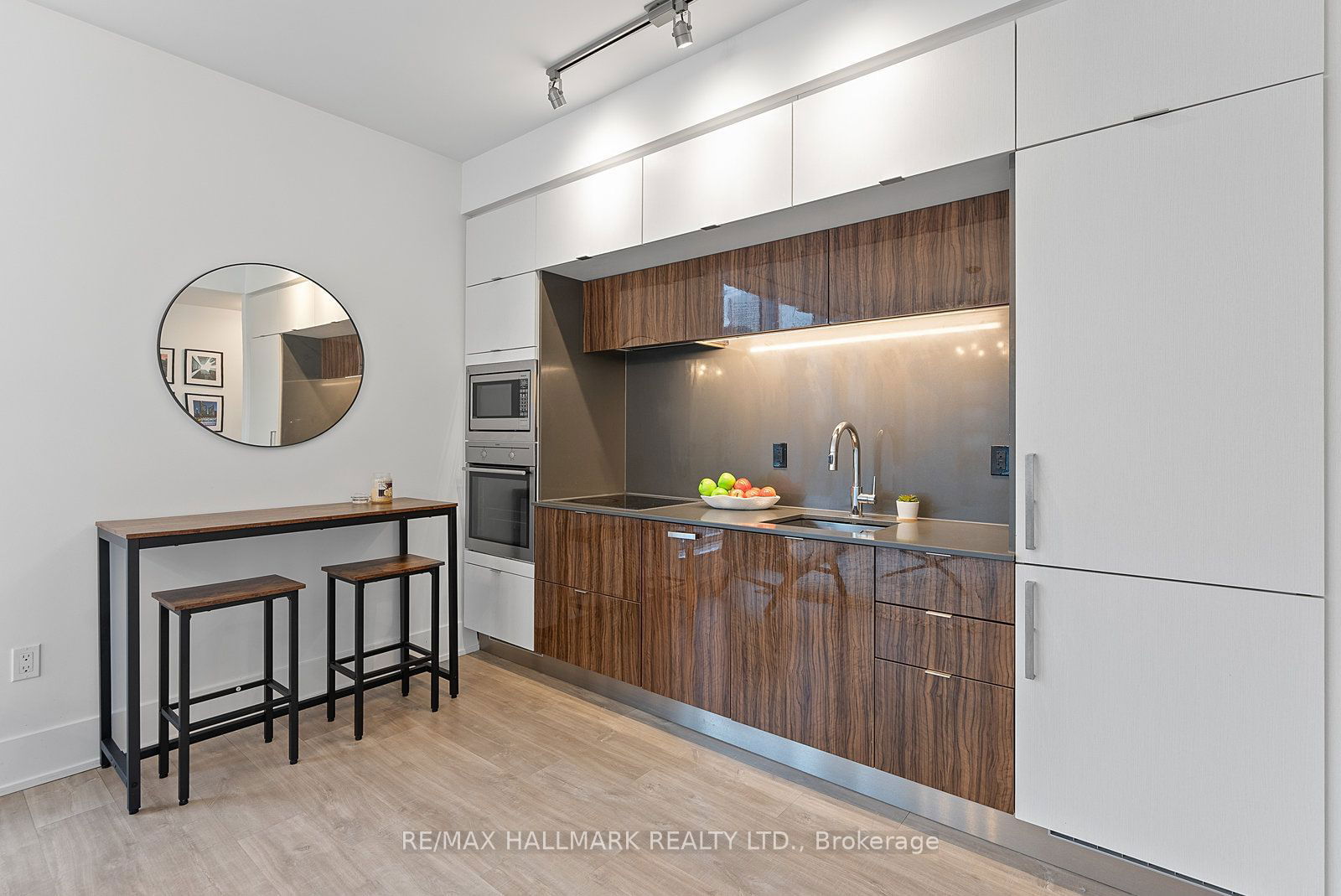 10 York St, unit 4103 for rent