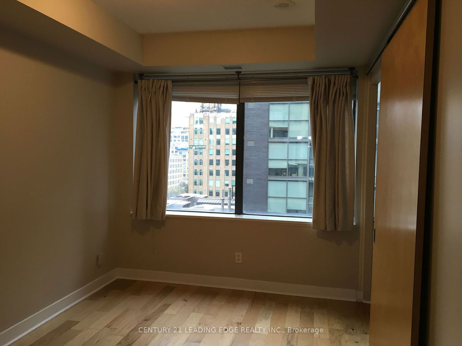 438 King St W, unit 1117 for rent