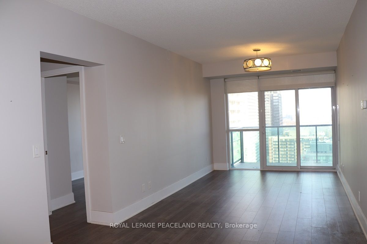 70 ROEHAMPTON Ave, unit 2022 for rent