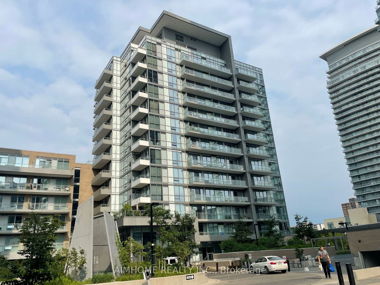 52 Forest Manor Rd, unit 1305 for rent