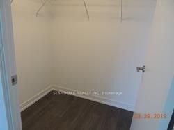 125 Redpath Ave, unit 710 for rent