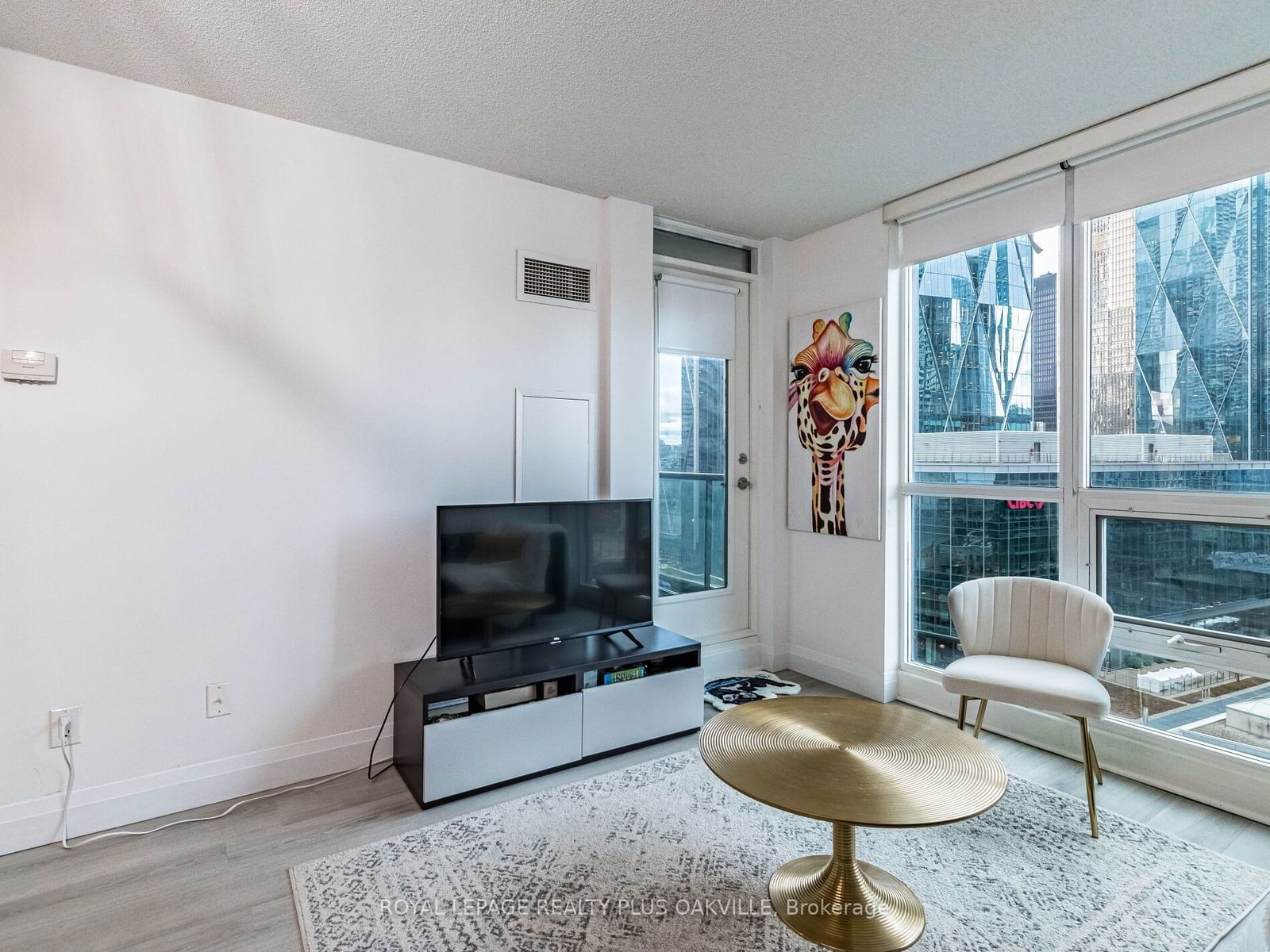 16 Yonge St, unit 1504 for rent