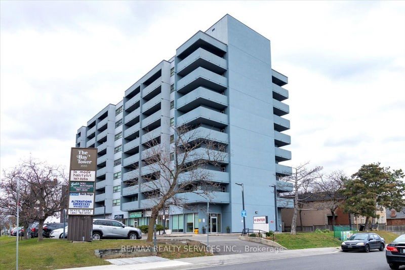 3555 BATHURST St, unit 801 for sale