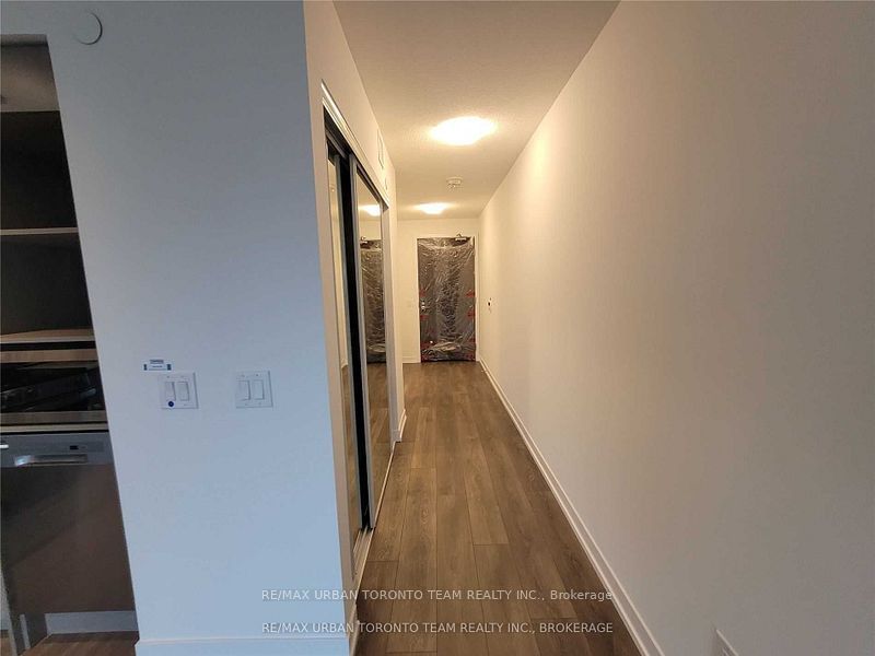 219 Dundas St E, unit 1602 for rent