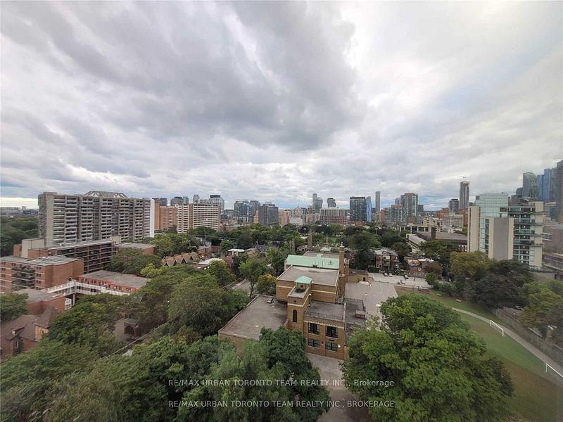 219 Dundas St E, unit 1602 for rent