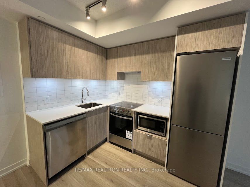 395 Bloor St E, unit 1304 for sale