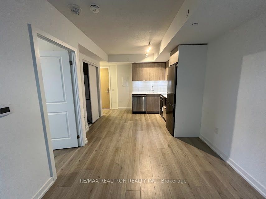 395 Bloor St E, unit 1304 for sale