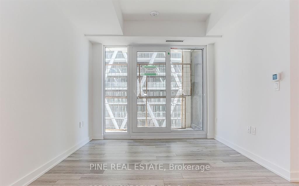 238 Simcoe St, unit 3106 for rent