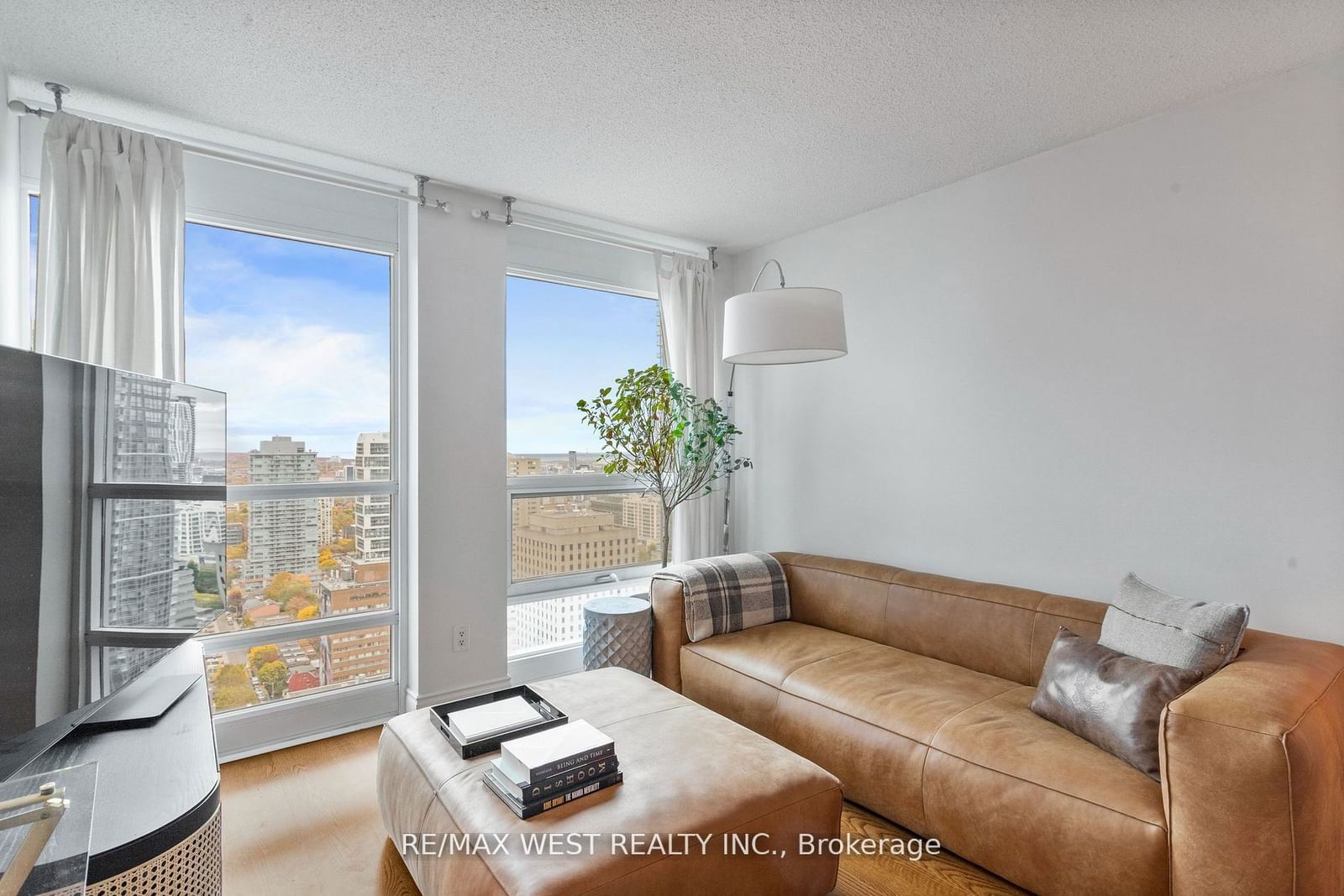 763 Bay Ave, unit 3502 for sale