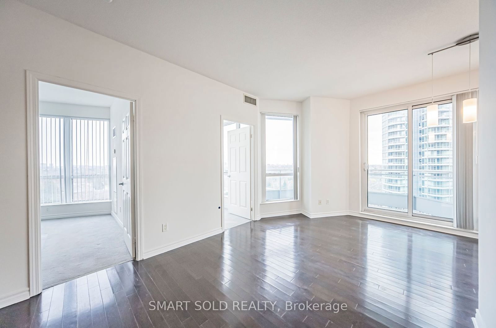 18 Holmes Ave, unit 1103 for sale