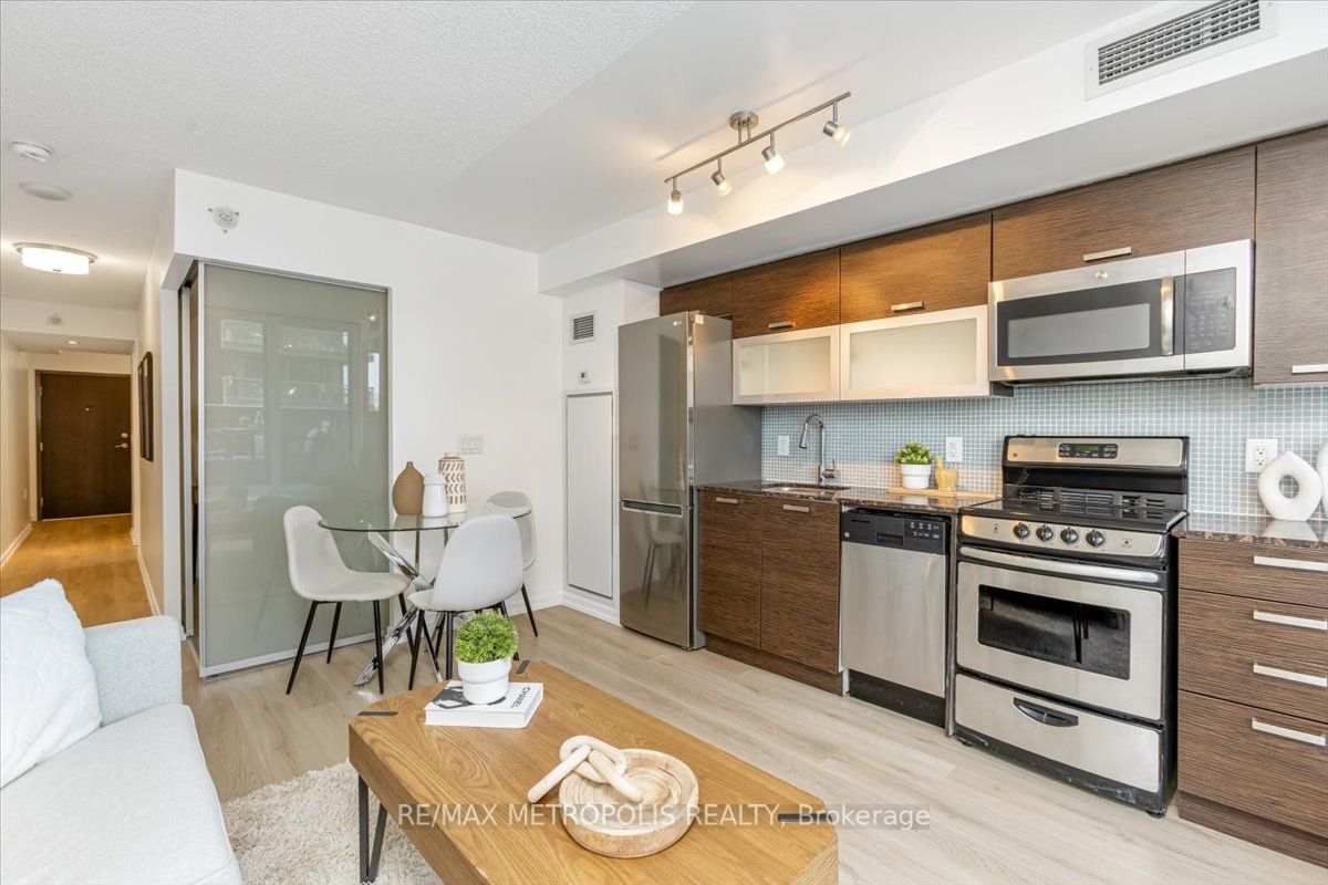 36 Lisgar St, unit 906E for sale