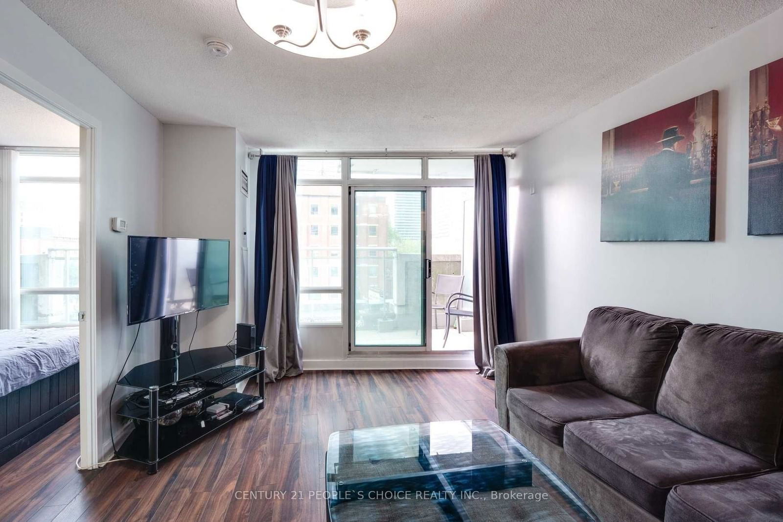 397 Front St W, unit 507 for rent