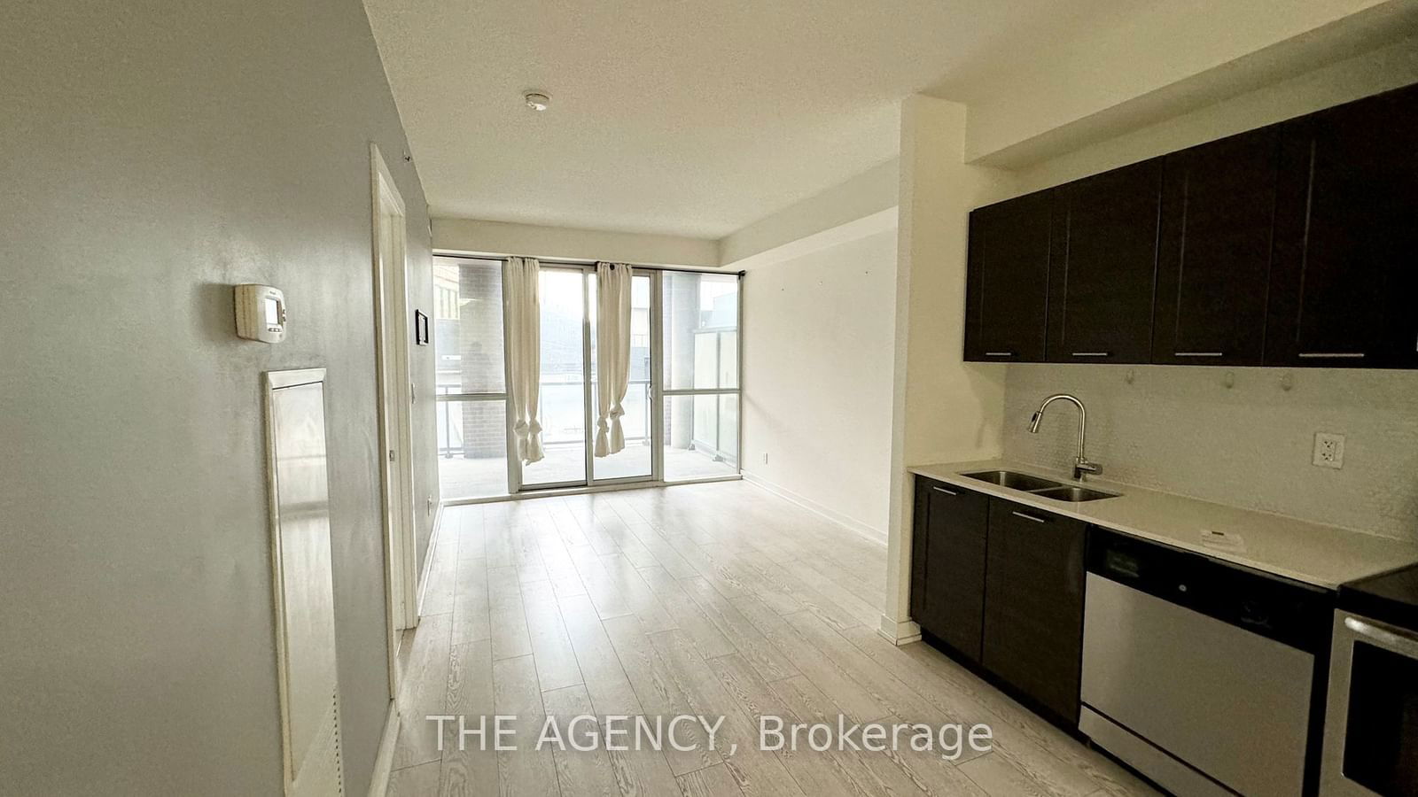 20 Bruyeres Mews S, unit 306 for rent