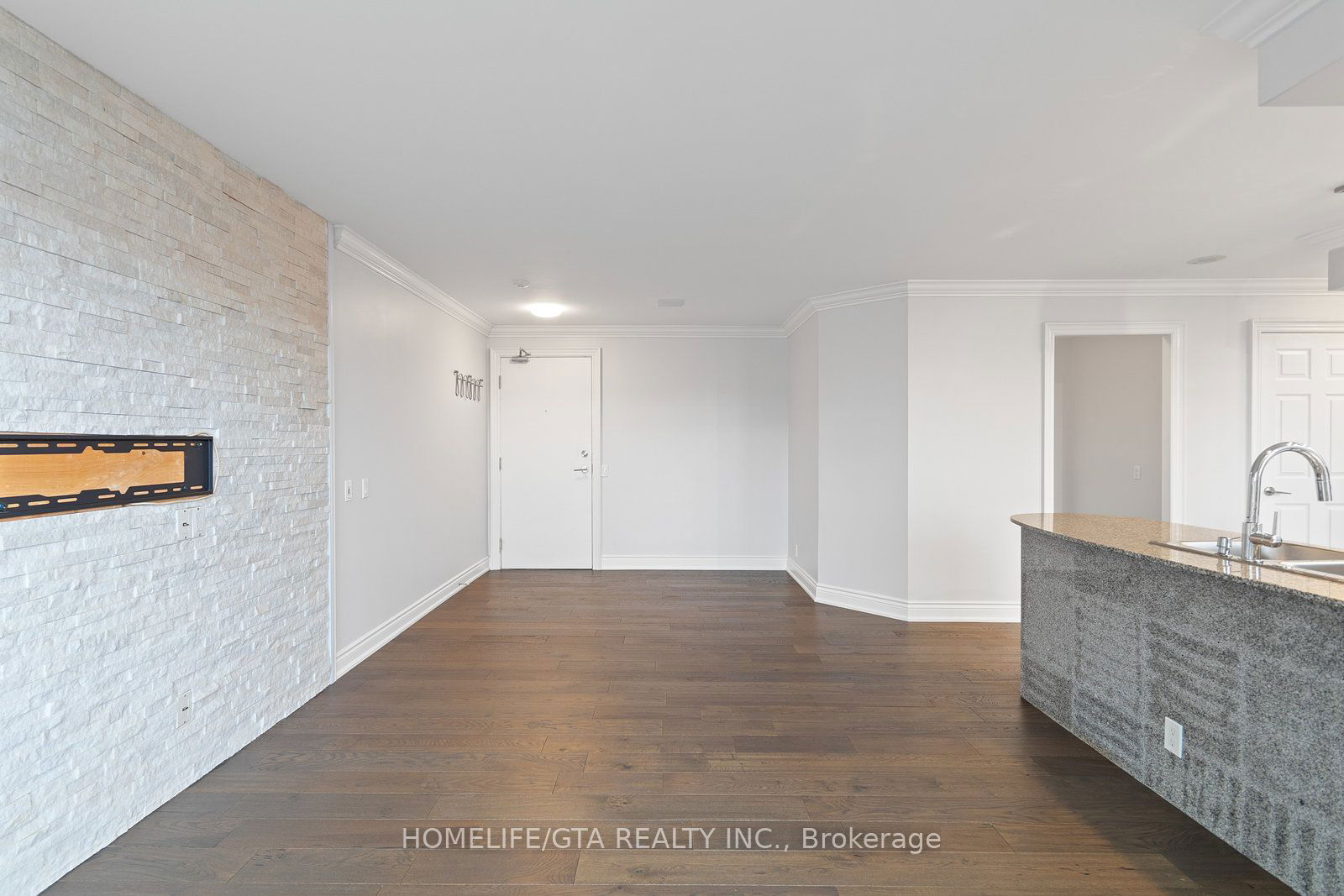 1720 Eglinton Ave E, unit 821 for rent