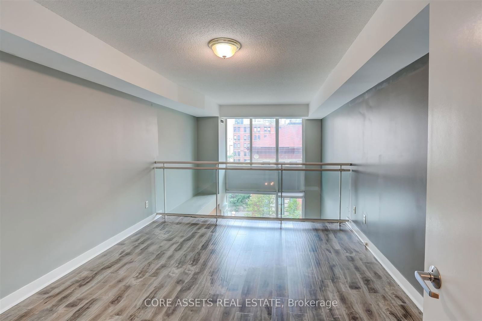 77 Lombard St, unit 307 for rent