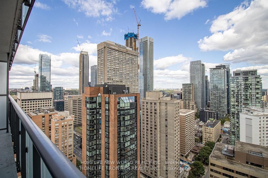 65 St Mary St, unit 3111 for rent