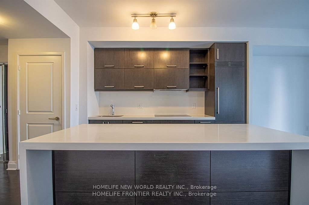 65 St Mary St, unit 3111 for rent