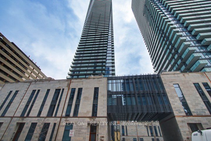 1080 Bay St, unit 4705 for rent