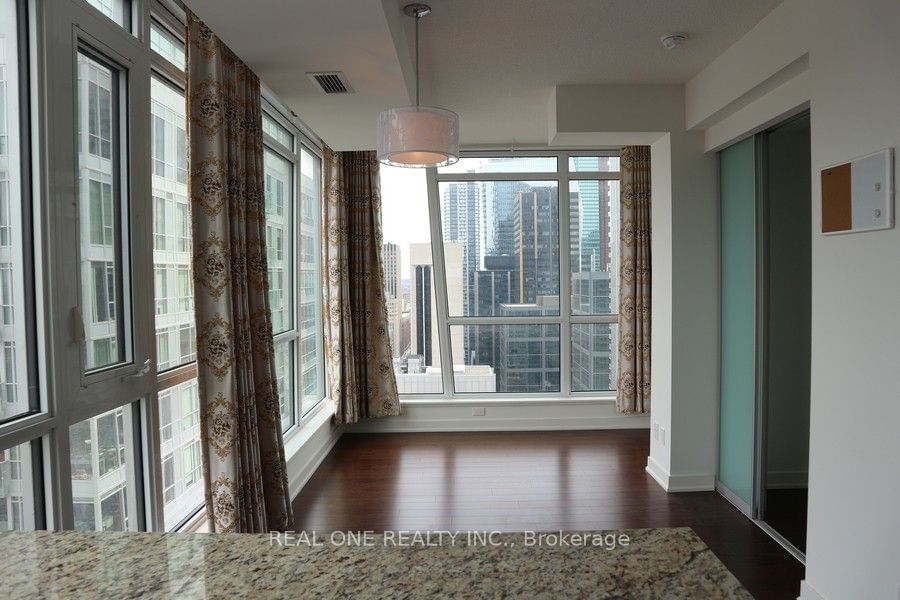 30 Nelson St, unit 3002 for rent