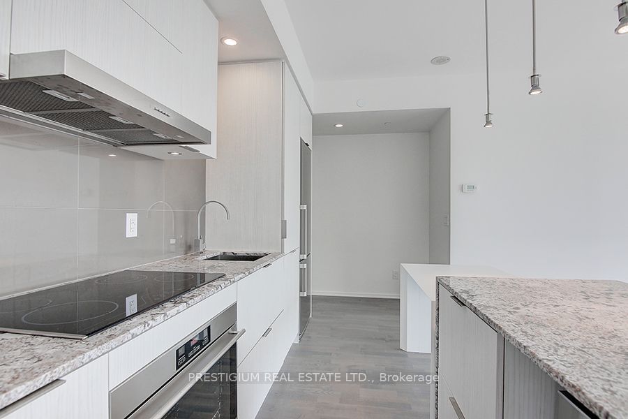 1 Bloor St E, unit 1307 for rent