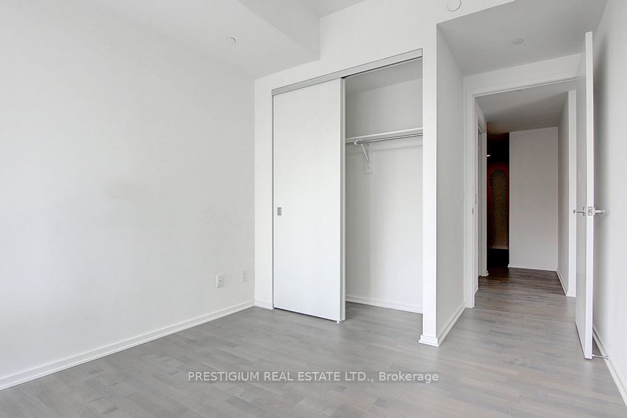 1 Bloor St E, unit 1307 for rent