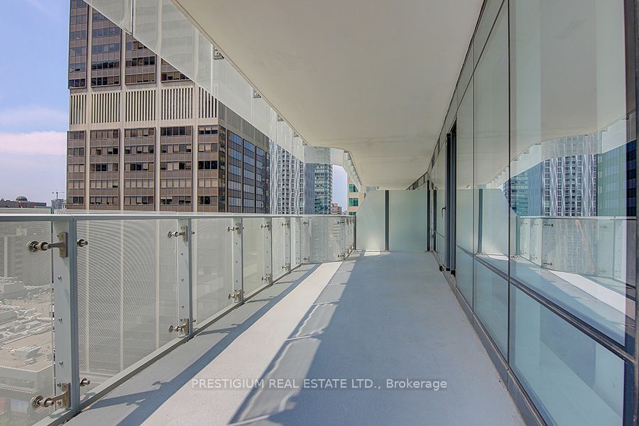 1 Bloor St E, unit 1307 for rent