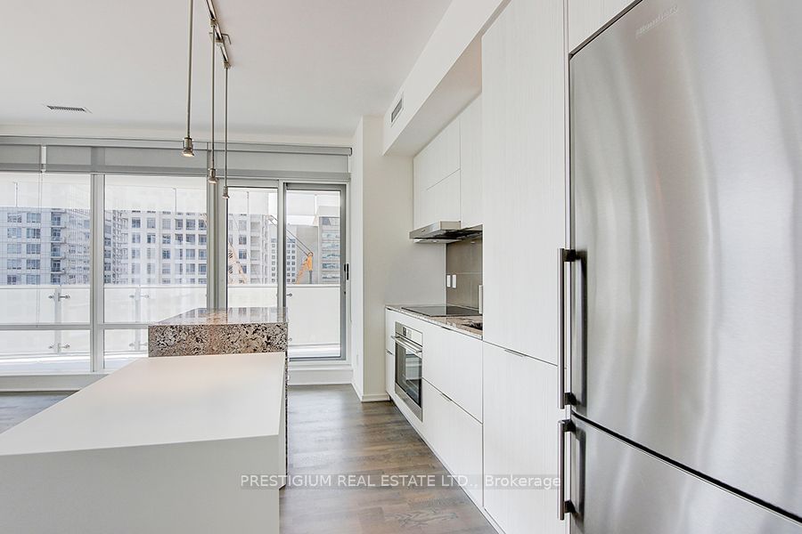 1 Bloor St E, unit 1307 for rent