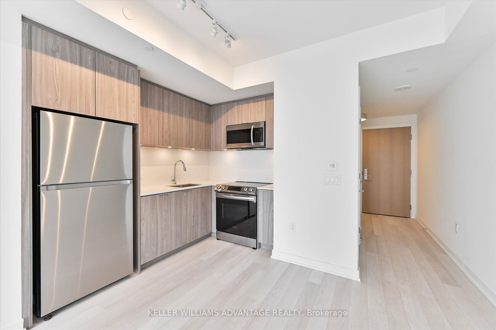 357 King St W, unit 1502 for sale