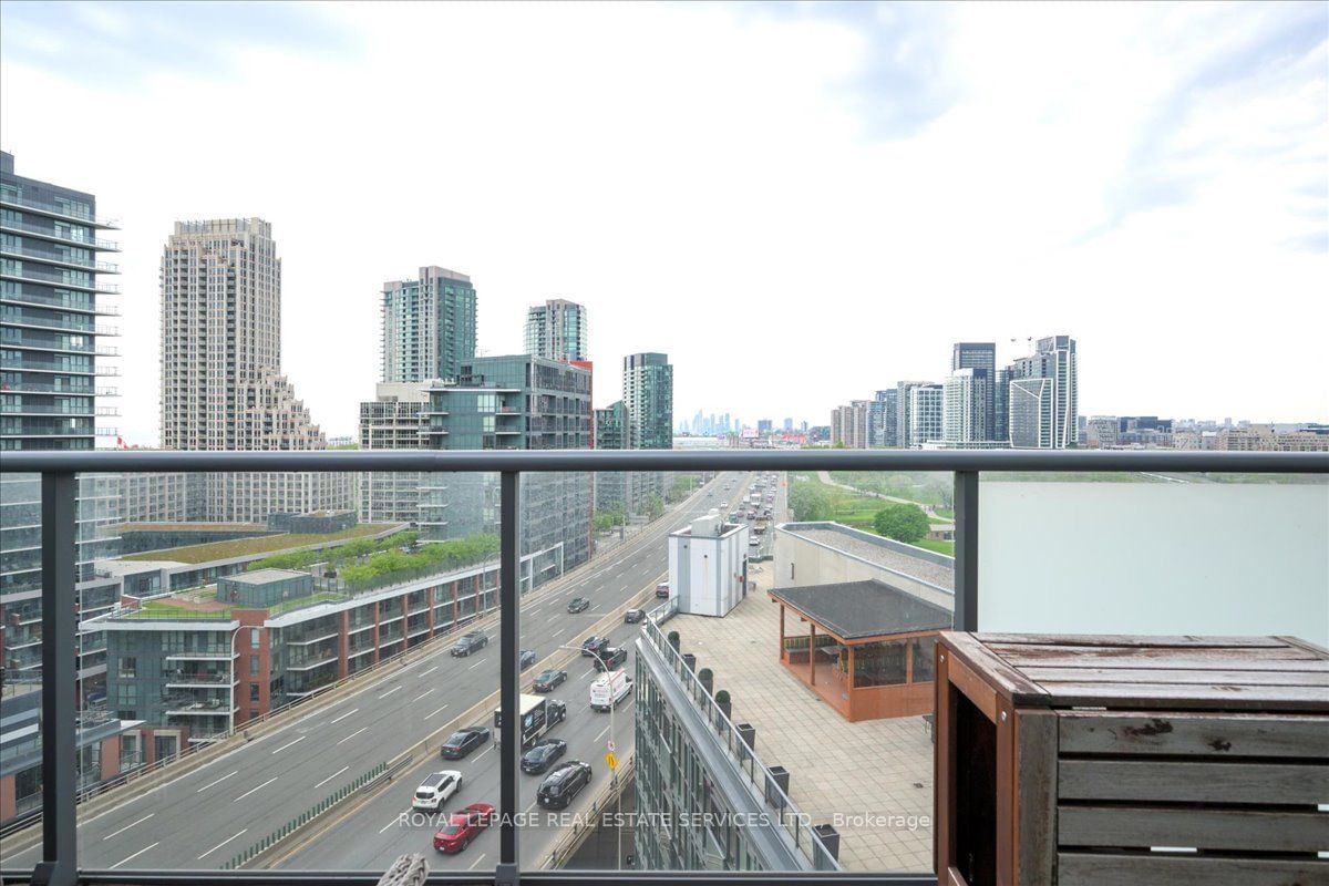 169 Fort York Blvd, unit PH-08 for rent