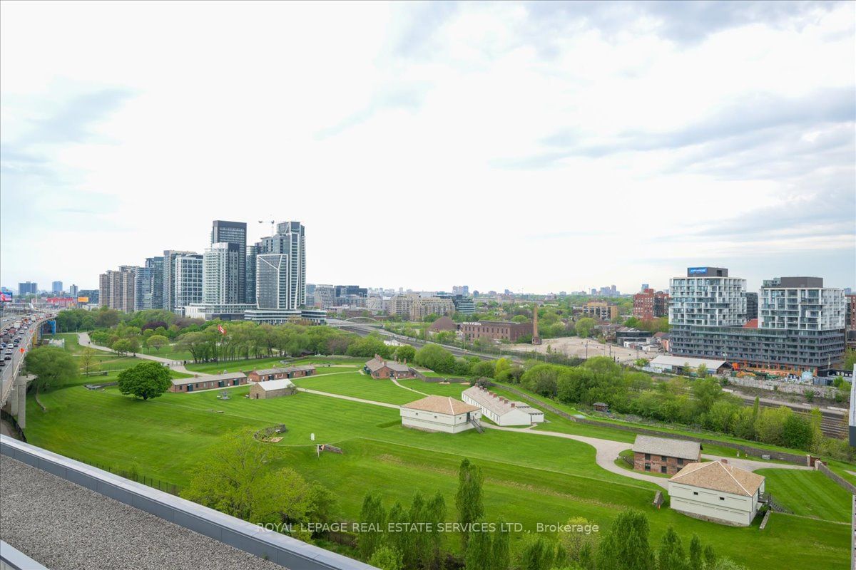 169 Fort York Blvd, unit PH-08 for rent