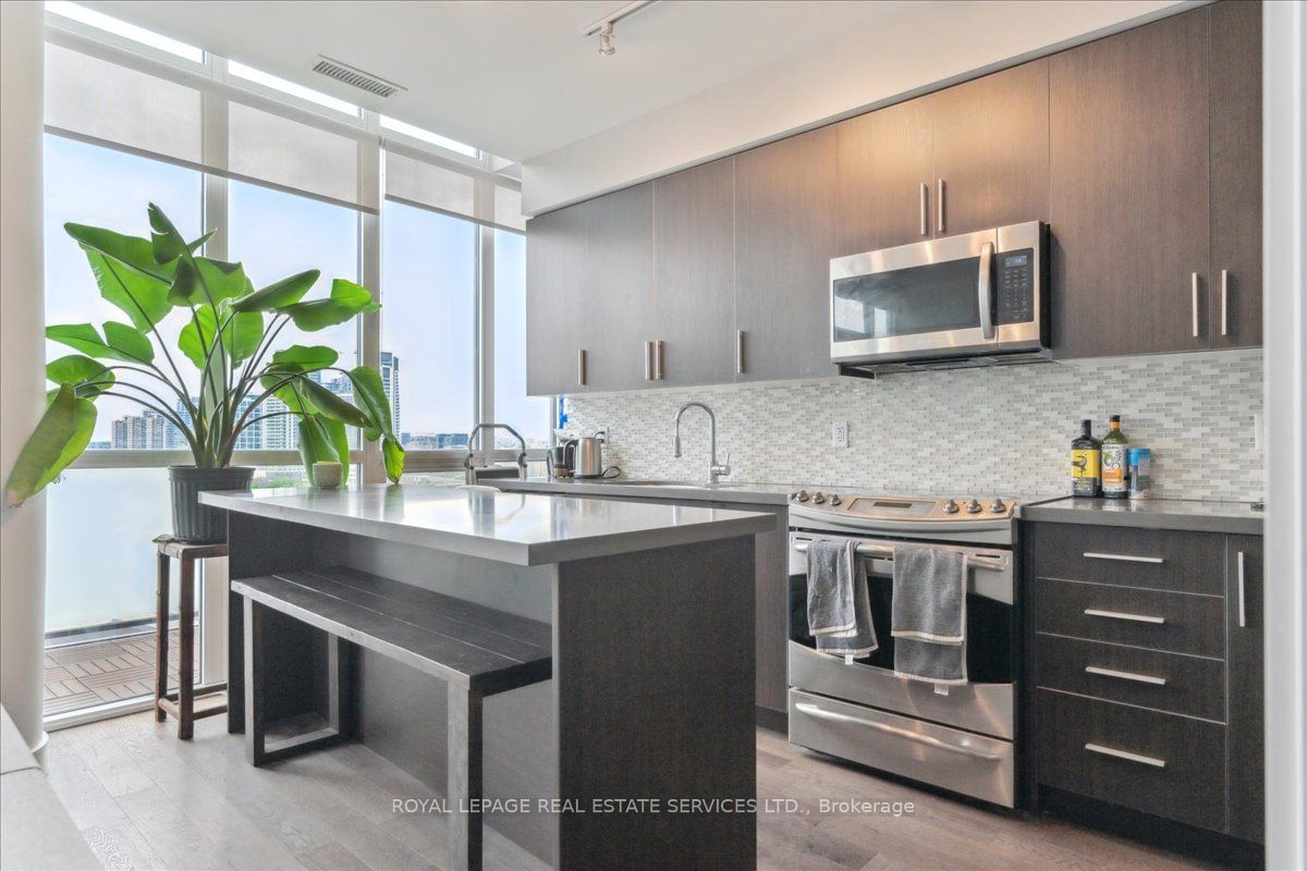 169 Fort York Blvd, unit PH-08 for rent