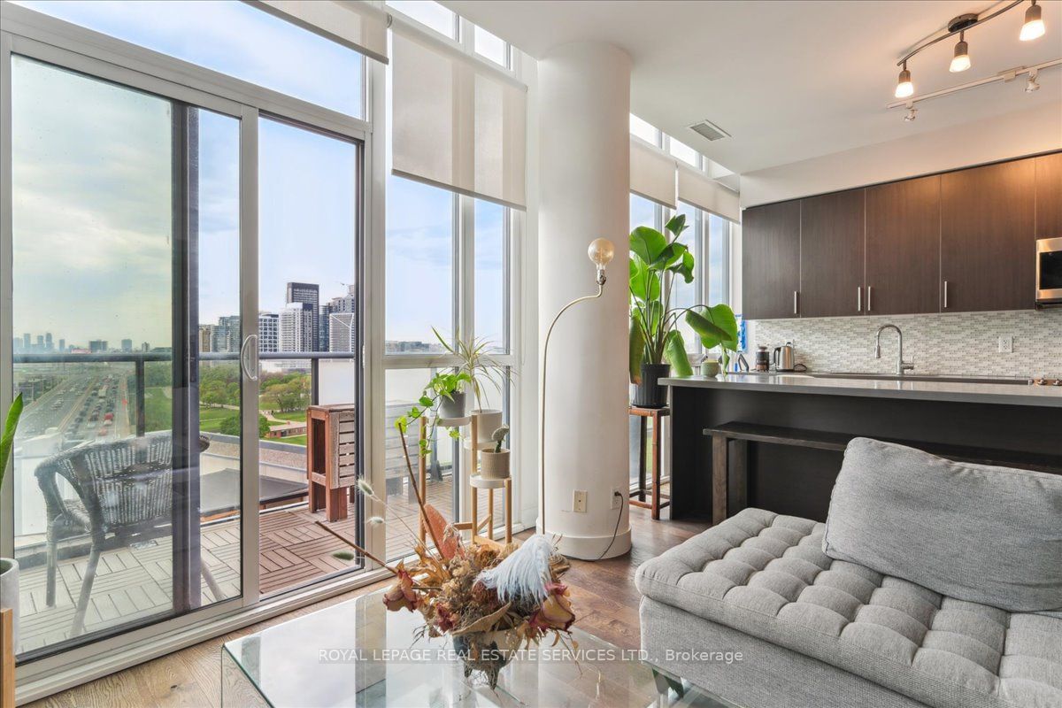 169 Fort York Blvd, unit PH-08 for rent