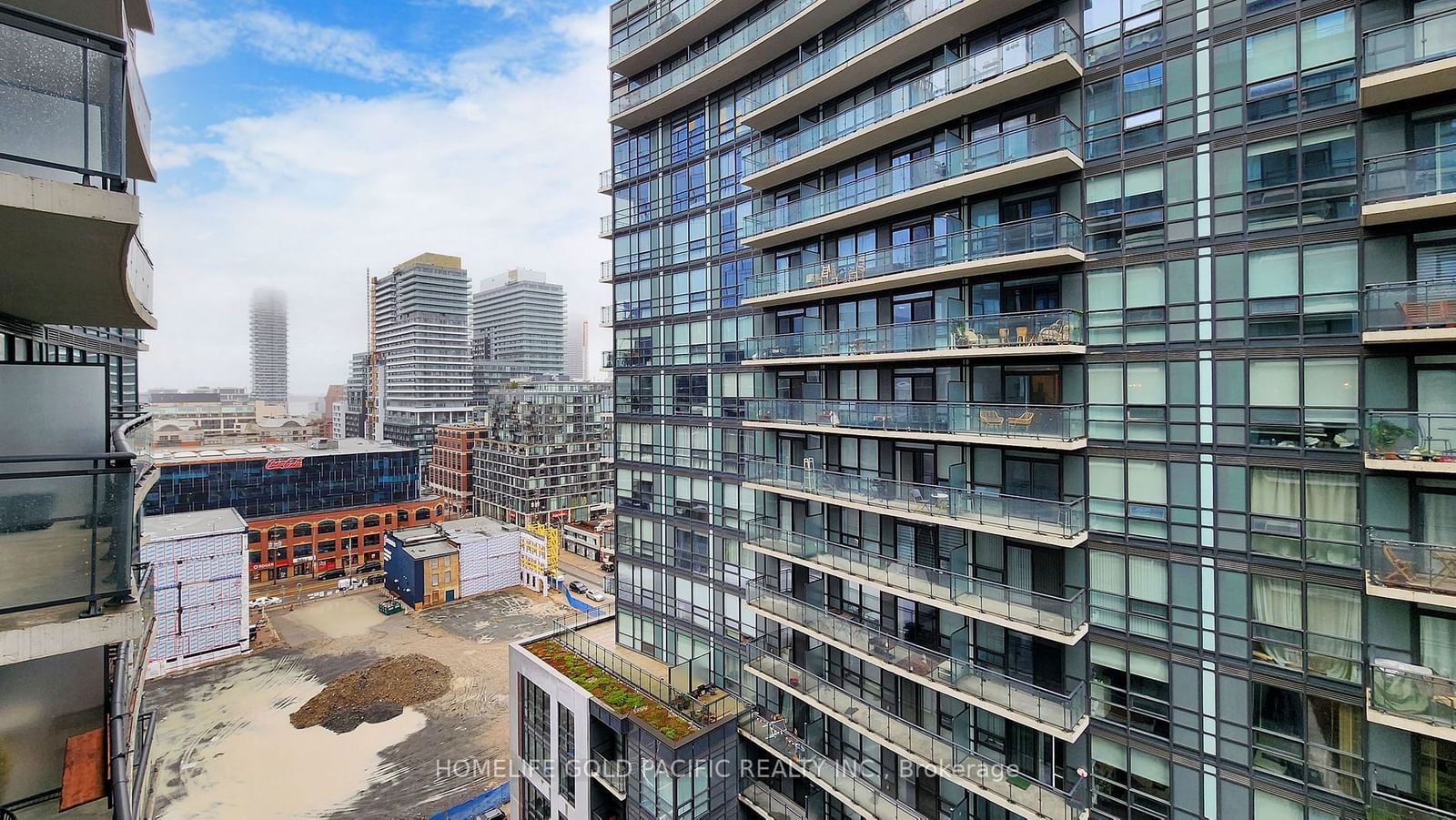 460 Adelaide St, unit 1718 for rent