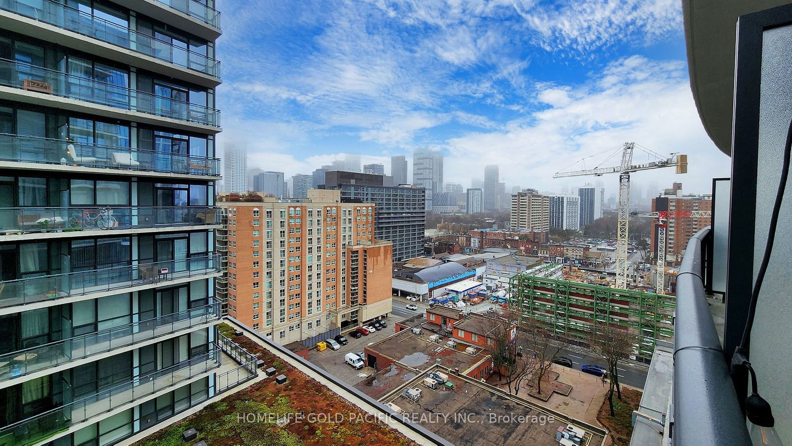 460 Adelaide St, unit 1718 for rent