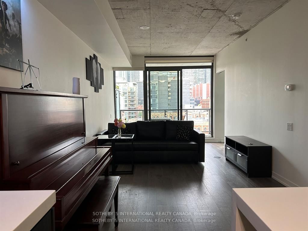 560 King St W, unit 708 for rent