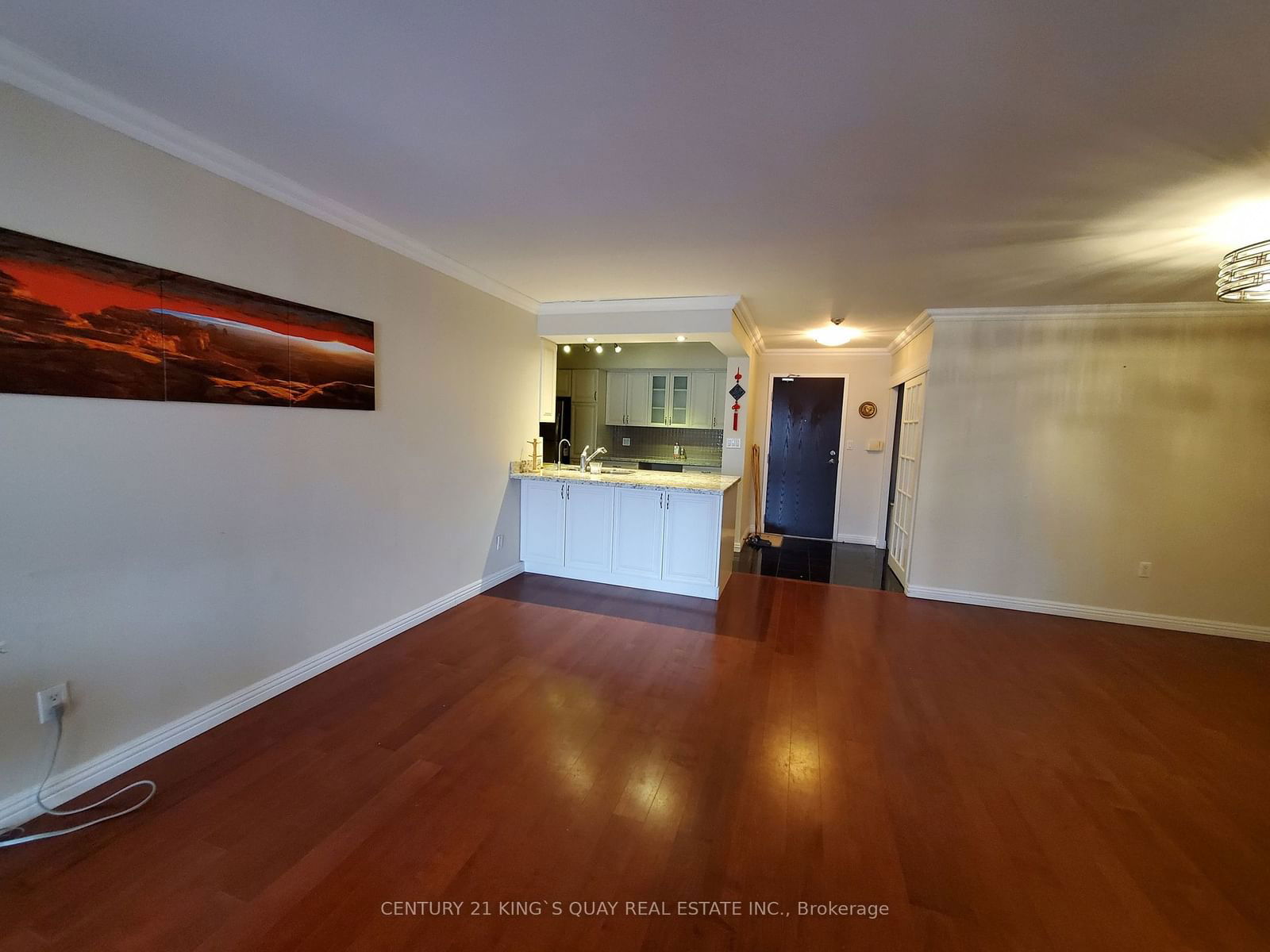 30 Greenfield Ave, unit 2307 for rent