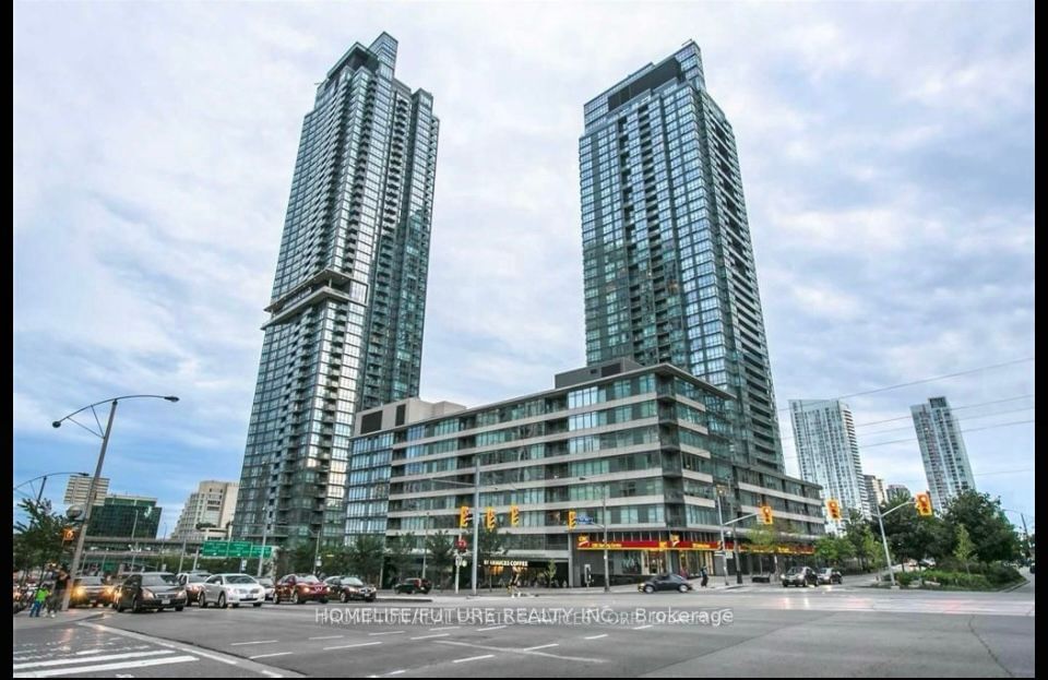 15 Fort York Blvd, unit 1103 for rent