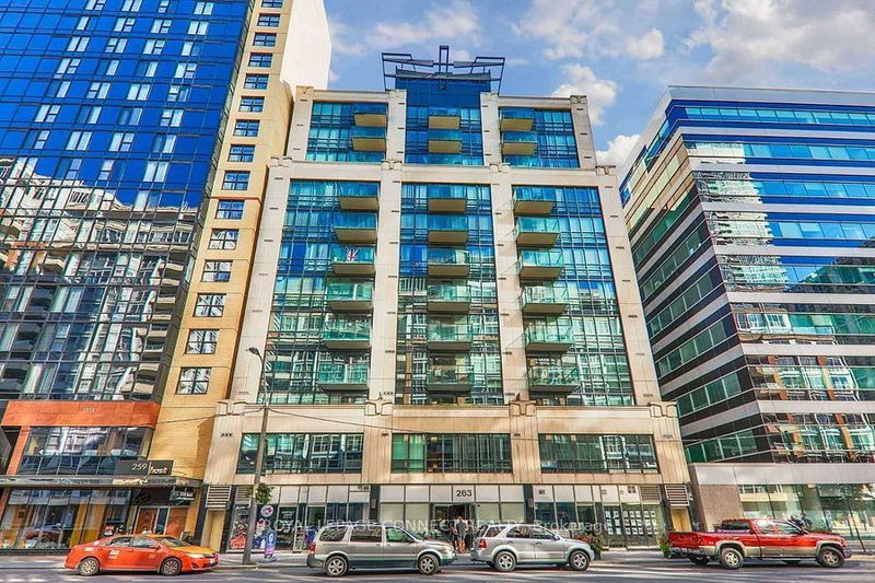 263 Wellington St W, unit 201 for rent