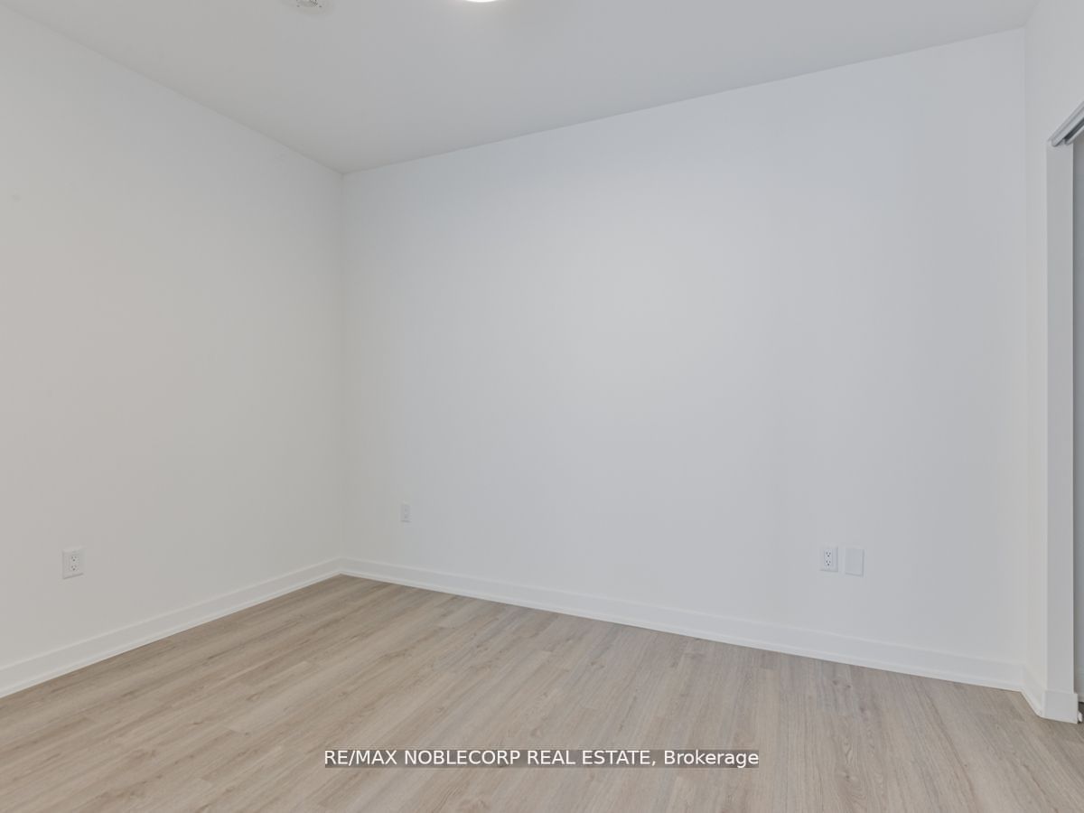 357 King St W, unit 3409 for rent