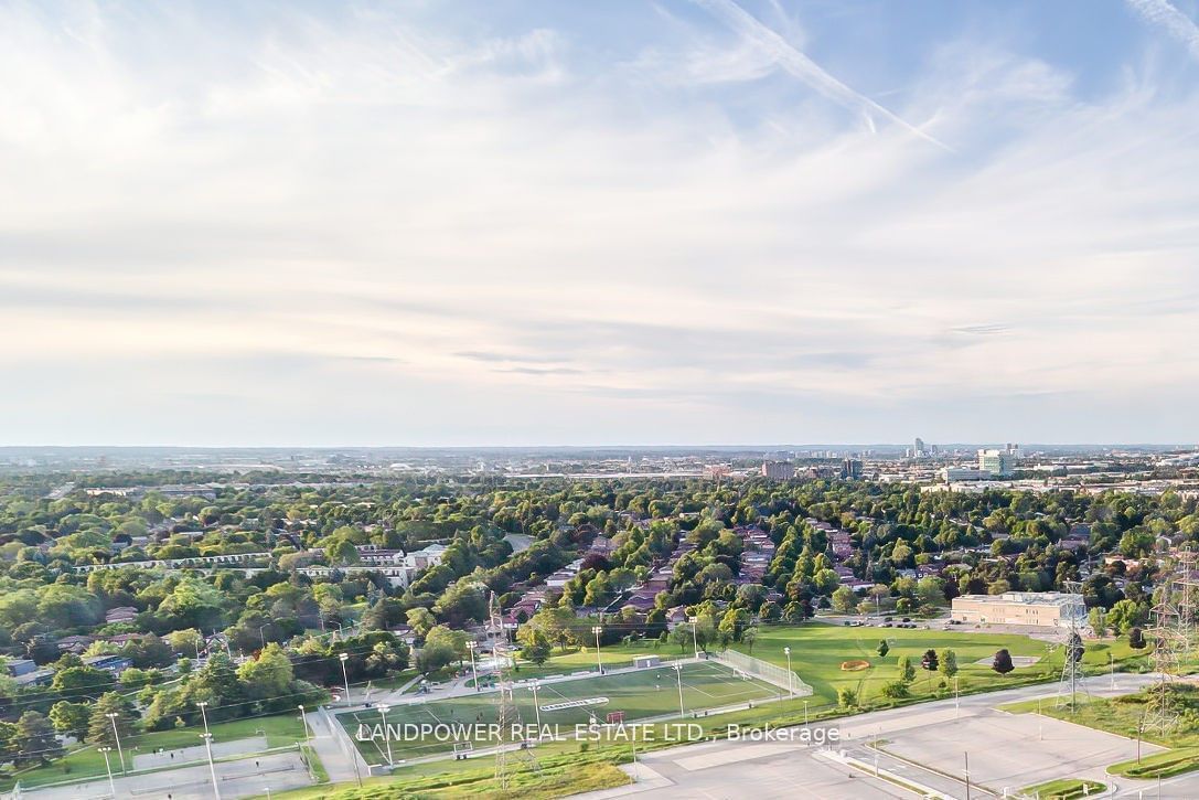 The Elegance Condos, North York, Toronto