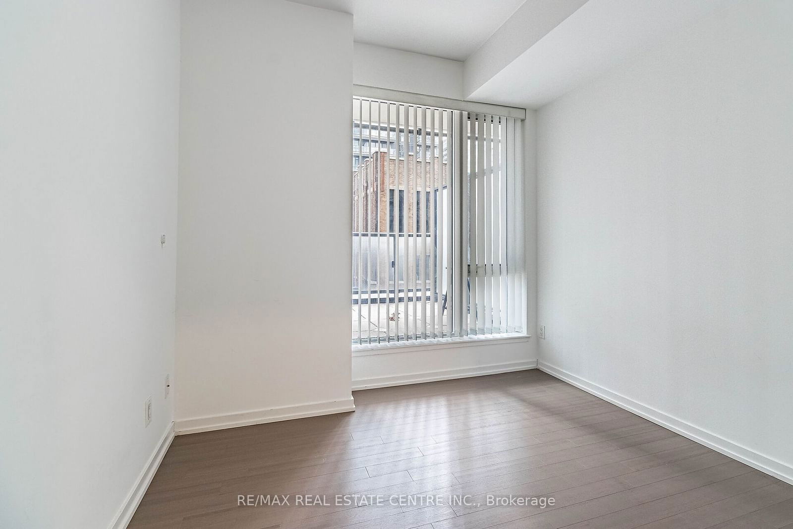 101 Peter St, unit 1206 for sale