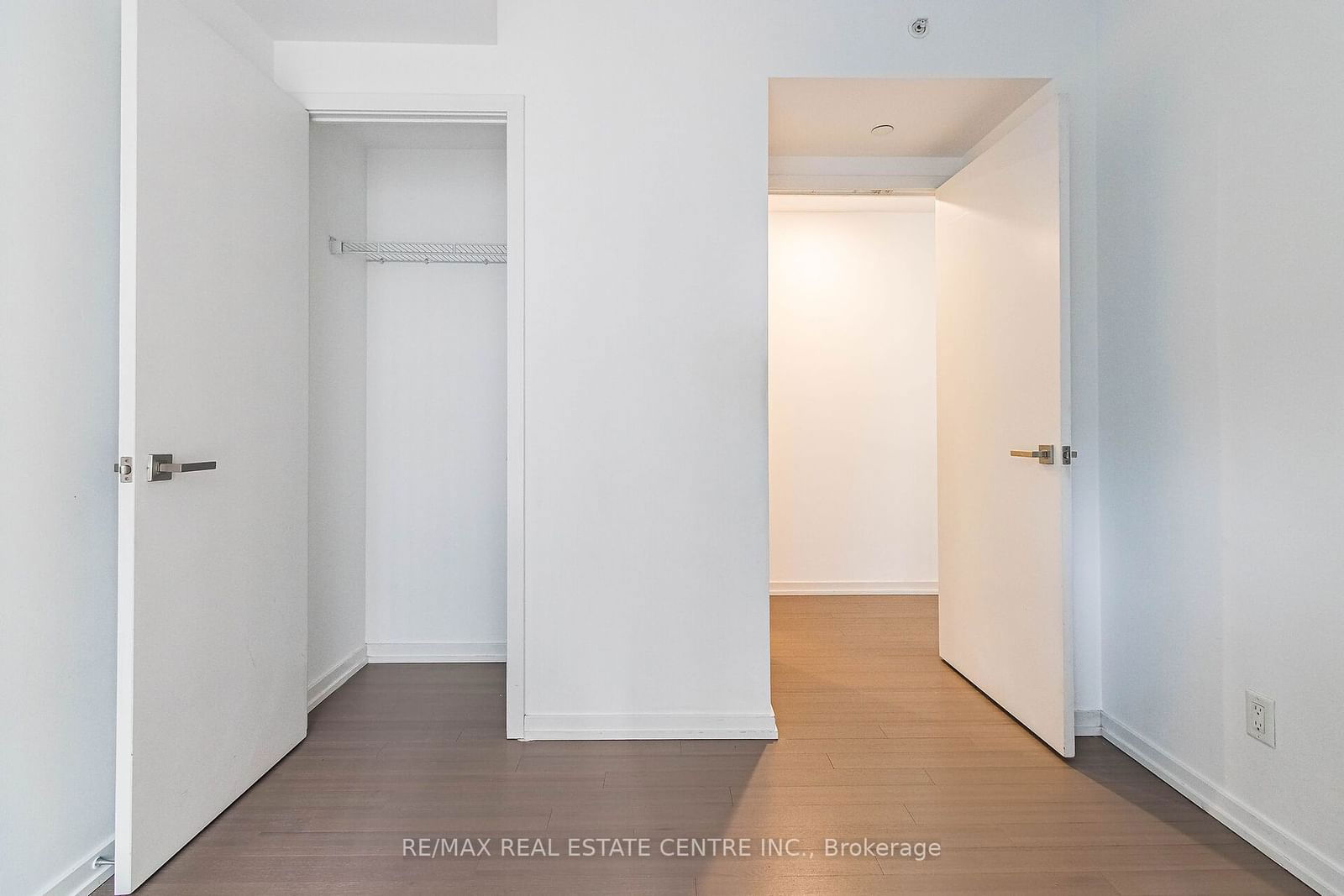 101 Peter St, unit 1206 for sale