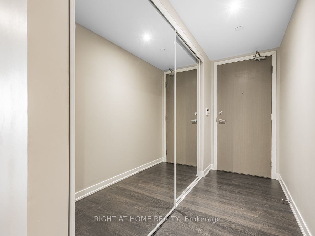 100 Harbour St, unit 3604 for rent